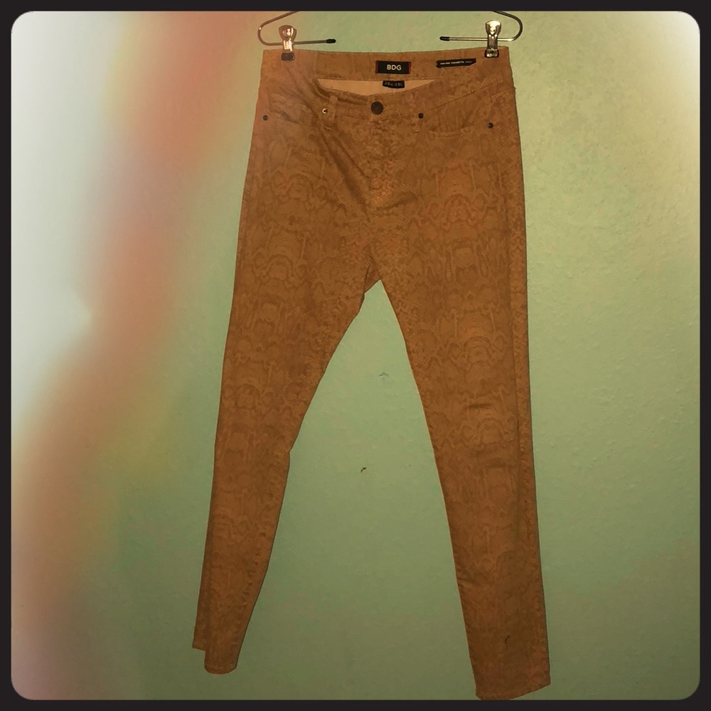 Urban Outfitters BDG High Rise Ciggarette Jean